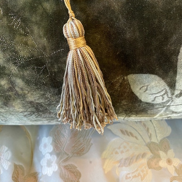 Artisan velvet Bolster pillow & matching throw - Picture 6 of 8